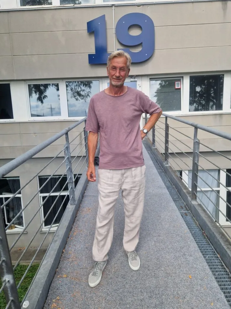 Uwe K.