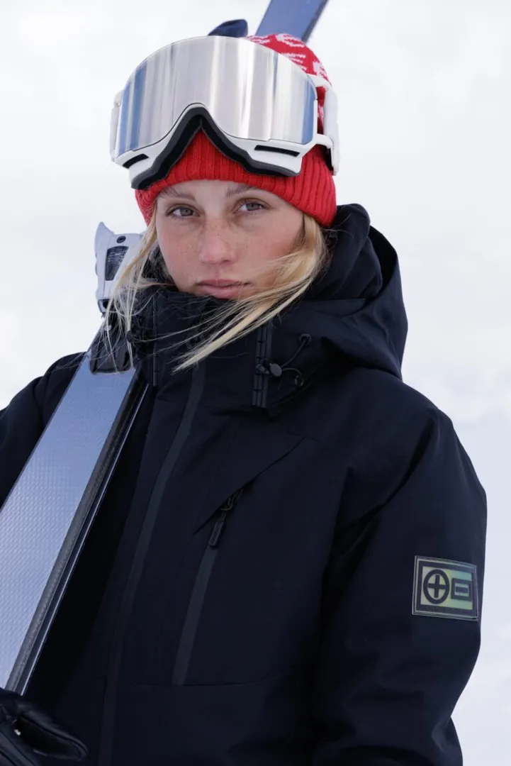 Alisa Win.