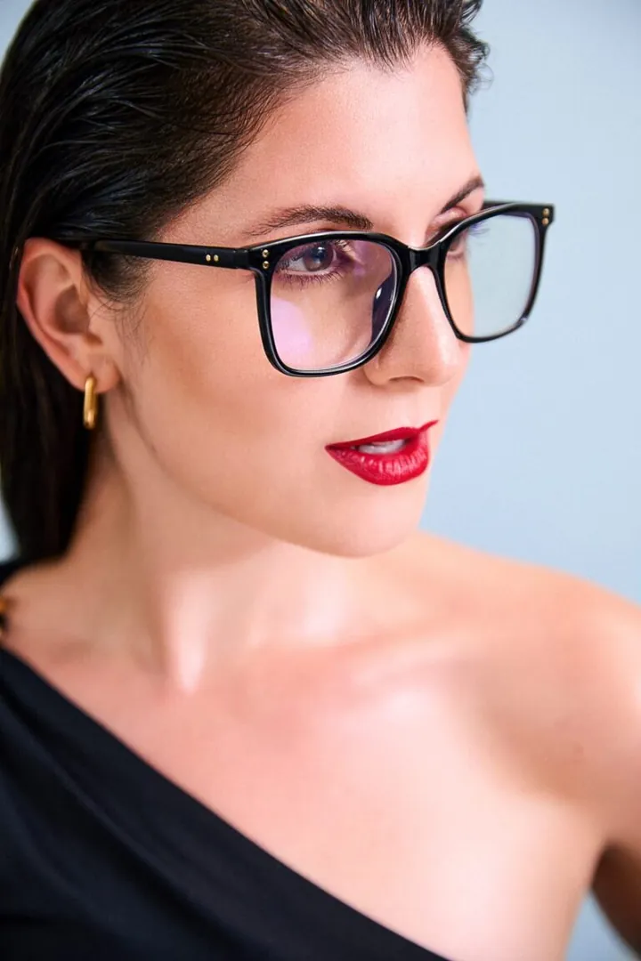 Bella P.