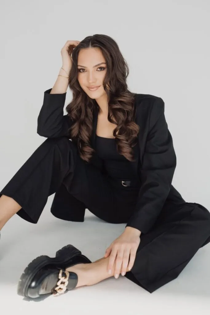Christina Do.