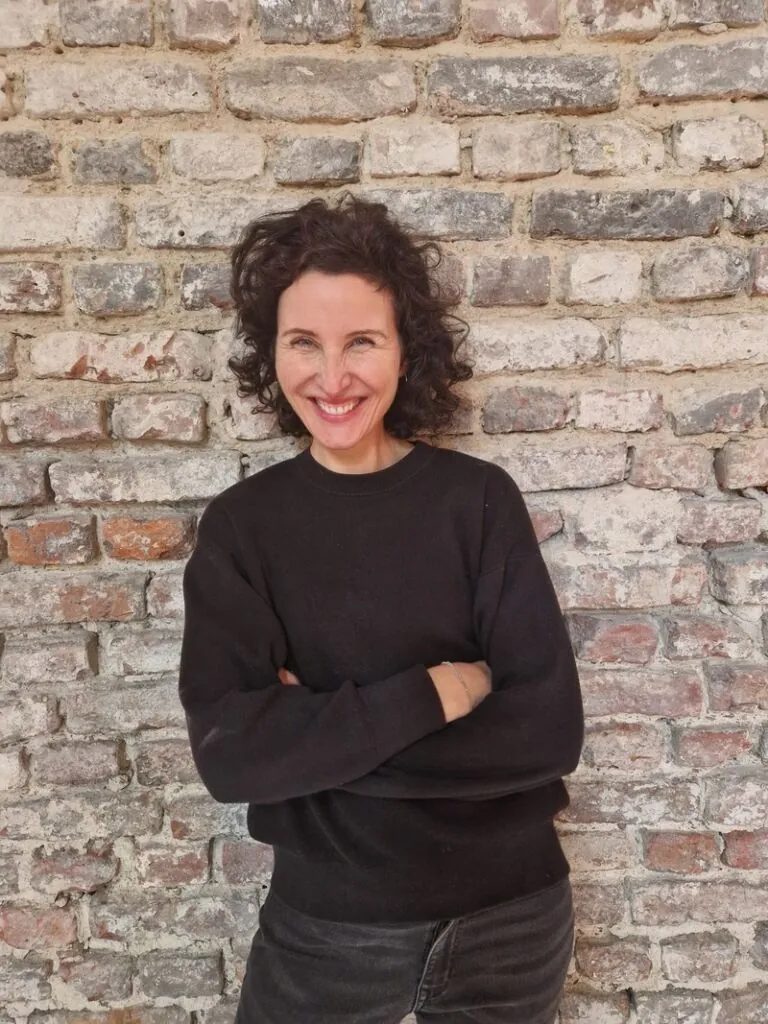 Claudia v. L.