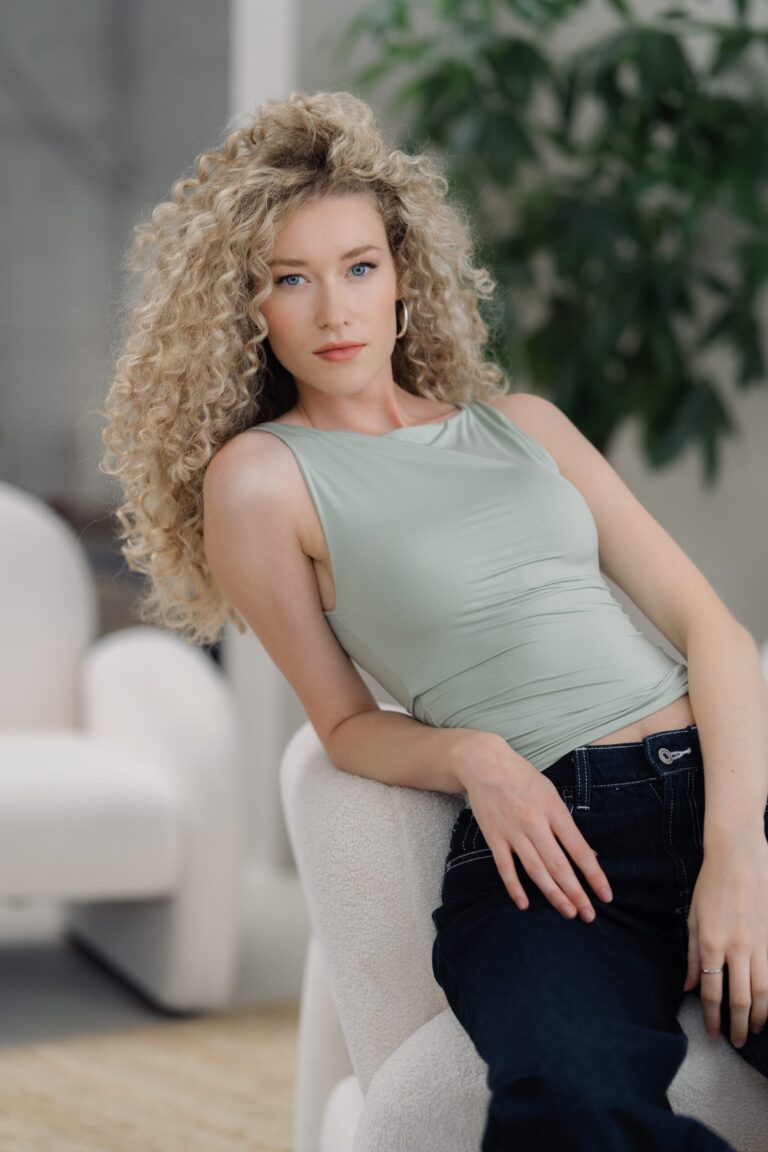 Elisa K.