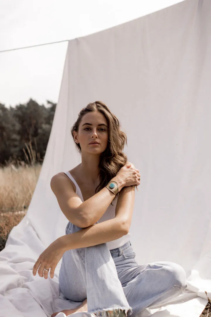 Elisa Mo.