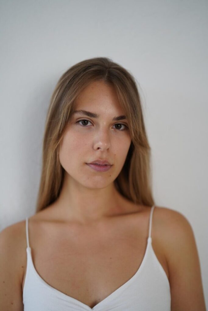 Emily R.