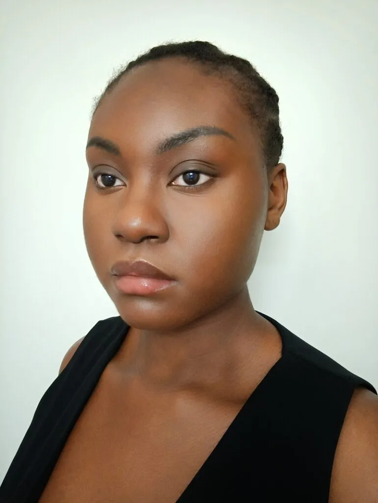 Erika Ess.