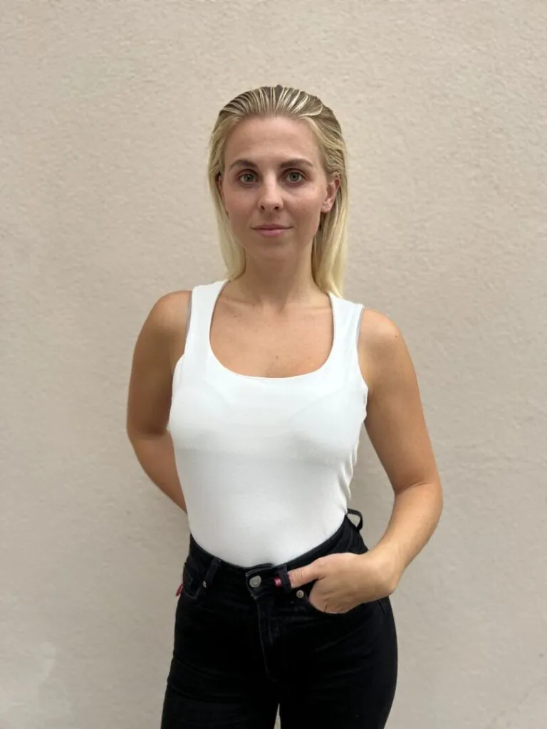 Gloria M.