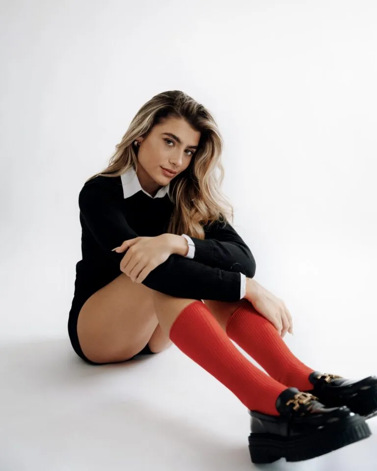 Alanis G.