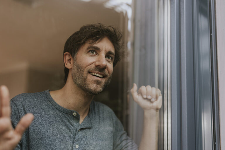 Jakob Ro.