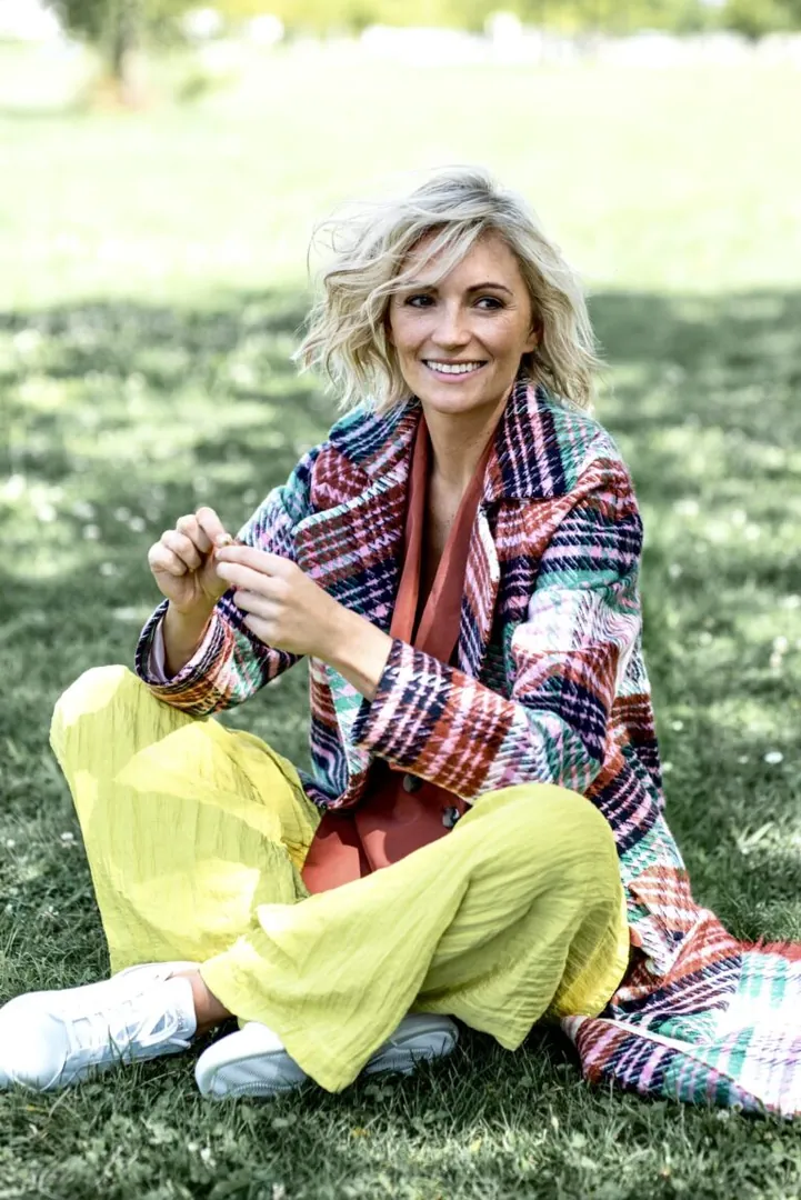 Jennifer W.