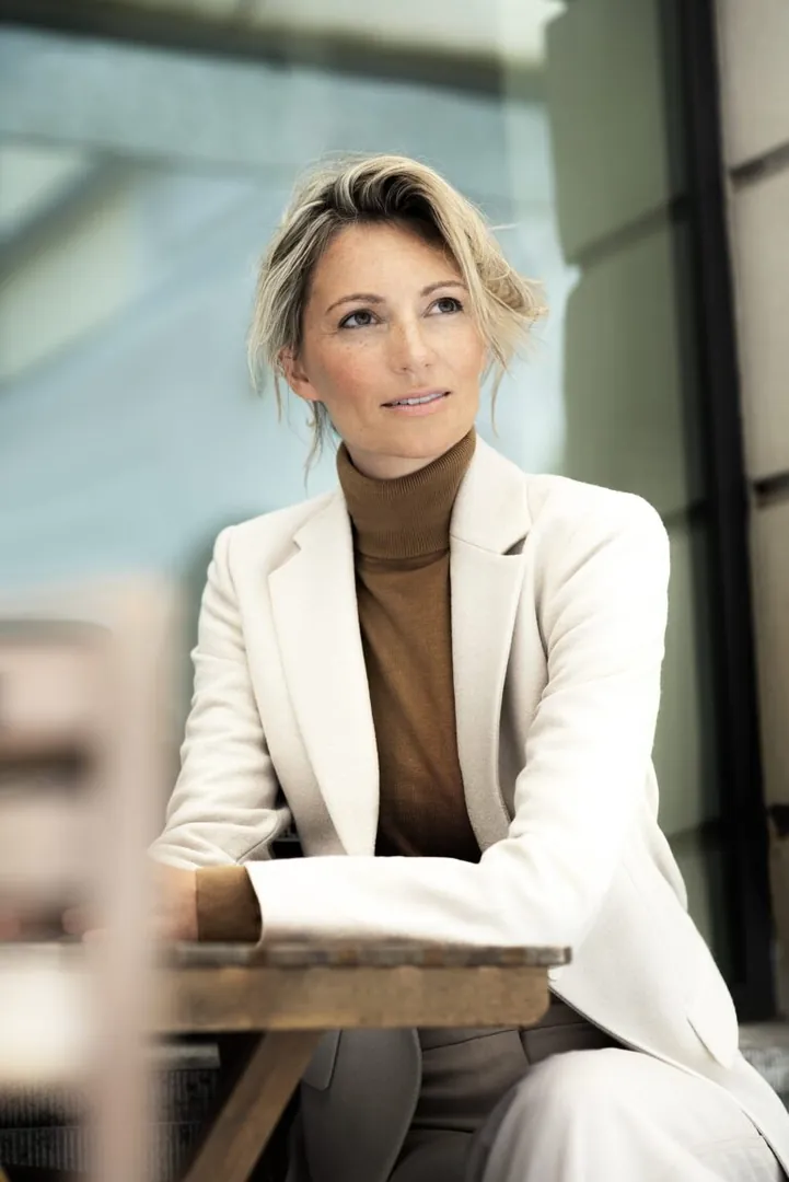 Jennifer W.