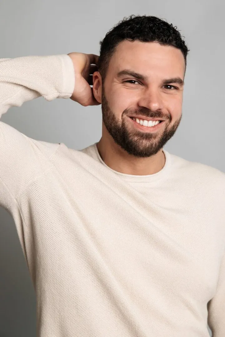 Joey van den B.