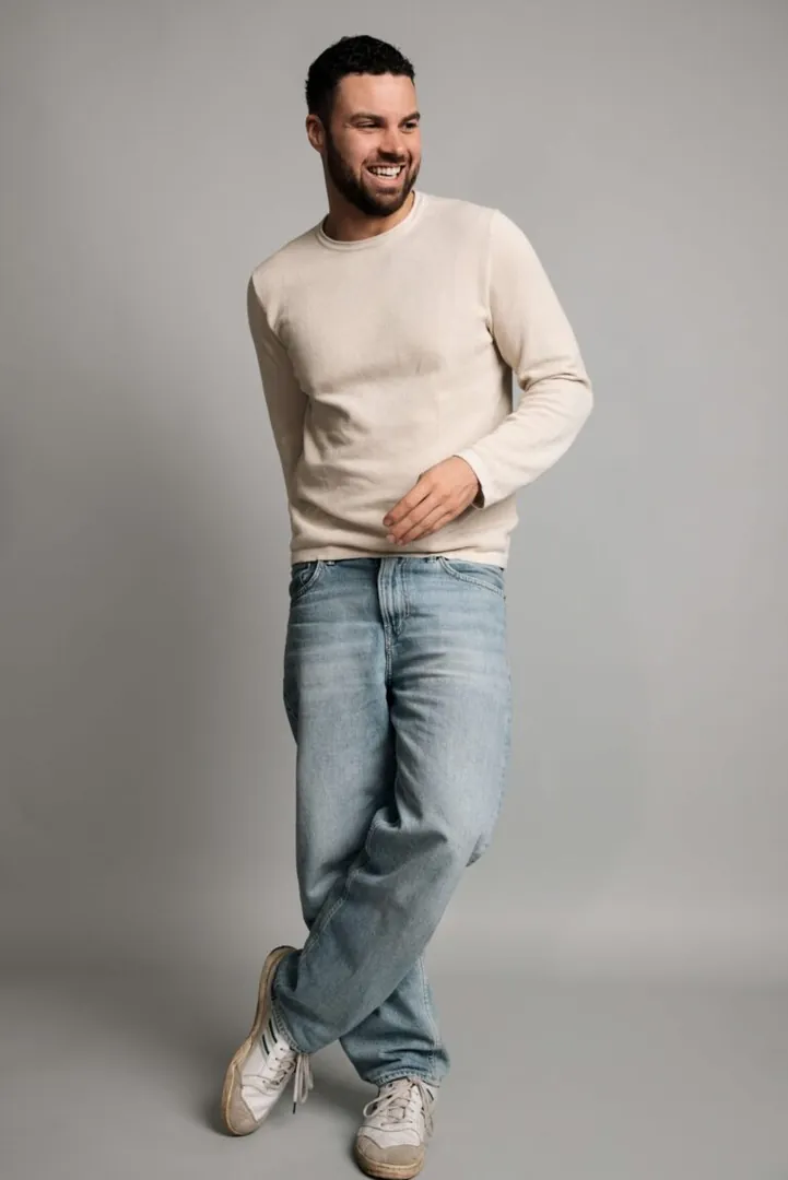 Joey van den B.