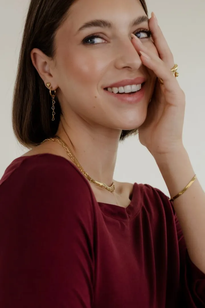 Laura Ba.