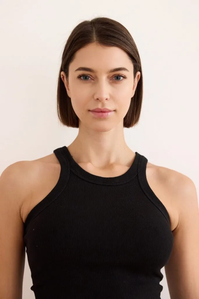 Laura Ba.