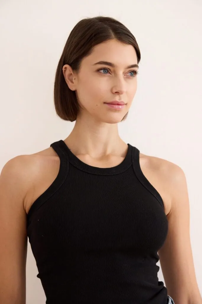 Laura Ba.