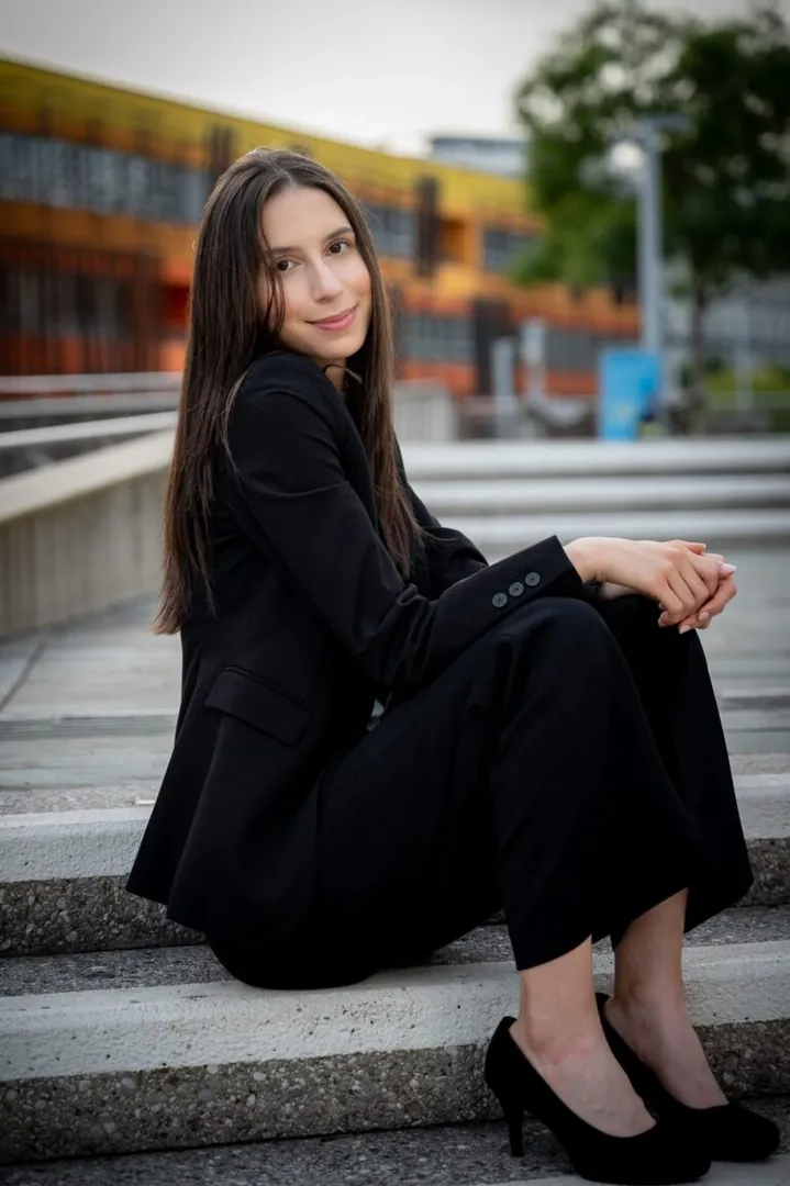 Nadja Sch.