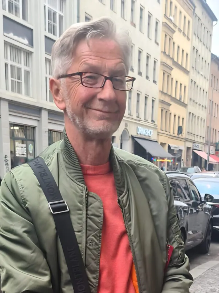 Uwe K.