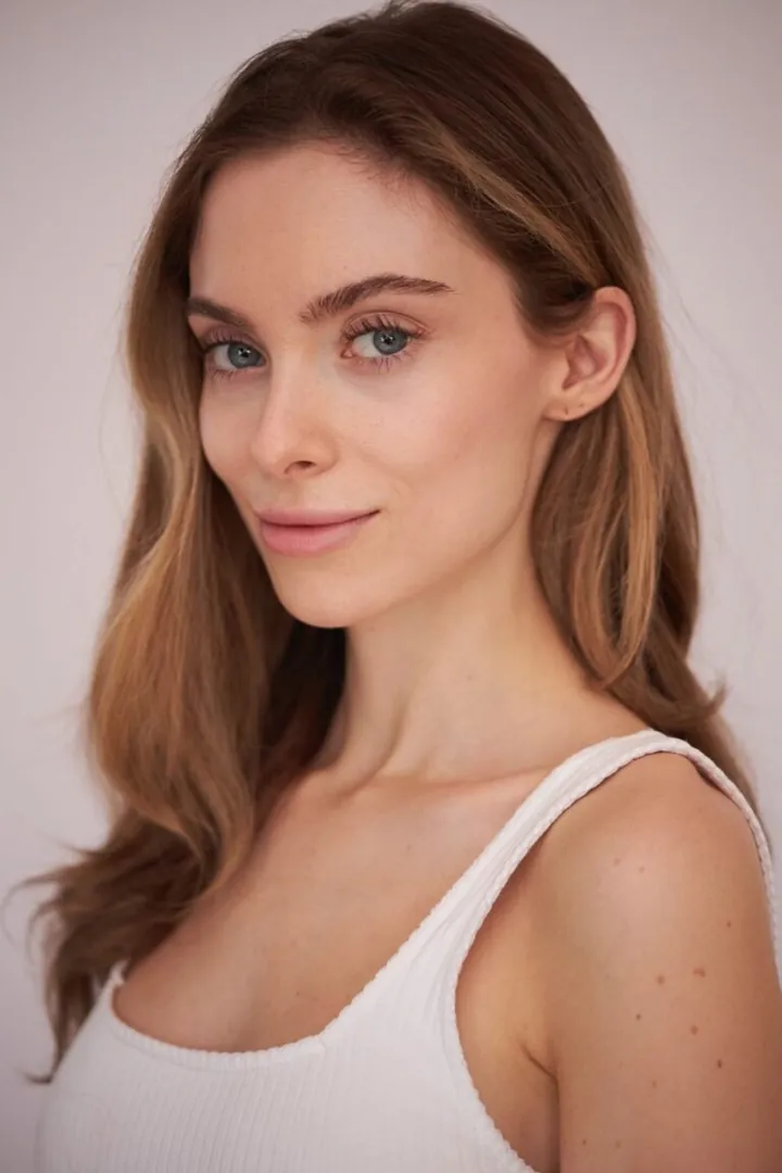 Yvonne Sp.