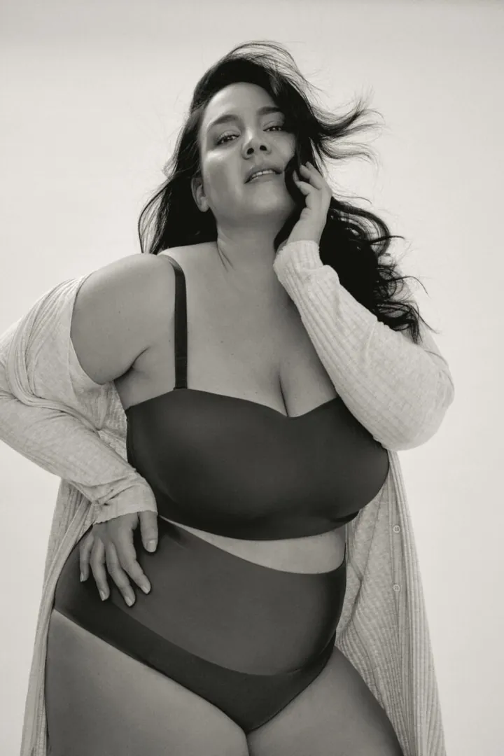 Angela Daiana B.
