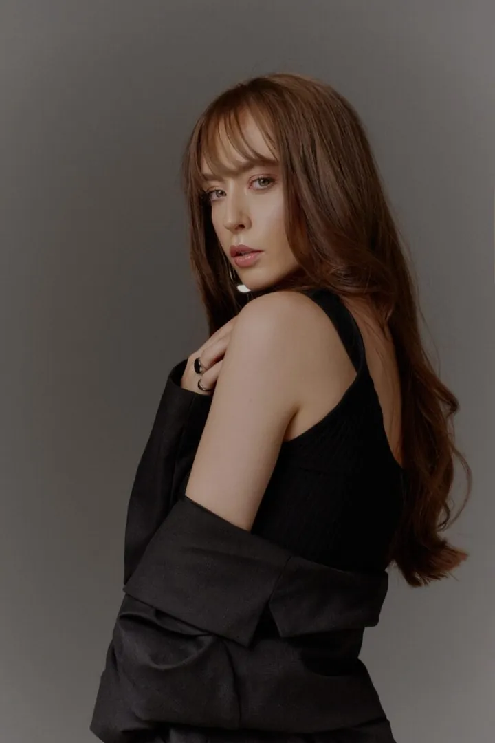 Kim G.