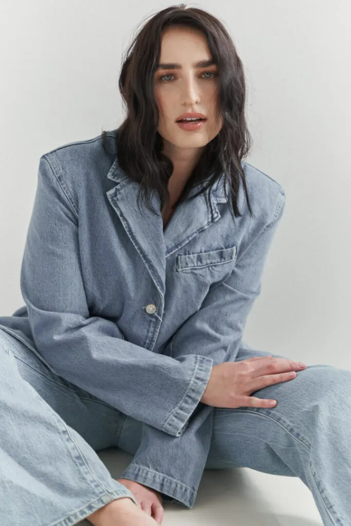 Kimberley B.