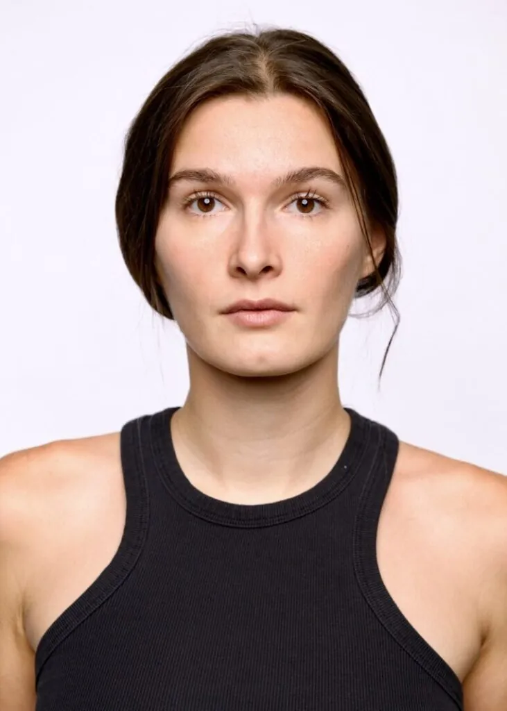 Lara Hi.