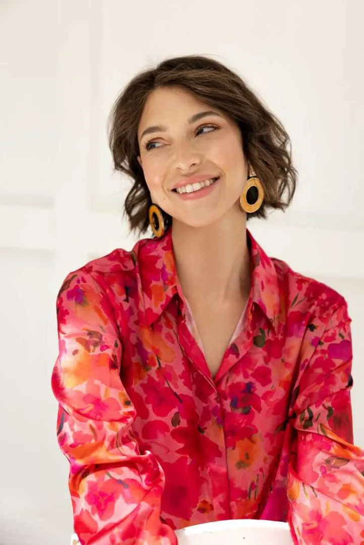 Laura Ba.