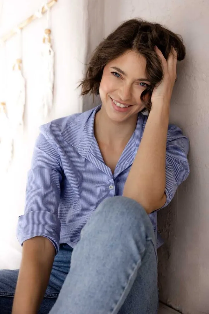 Laura Ba.