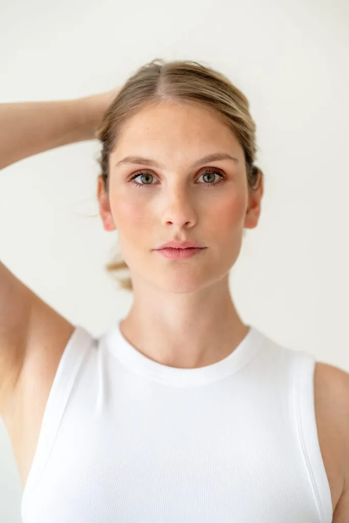 Lena Kn.