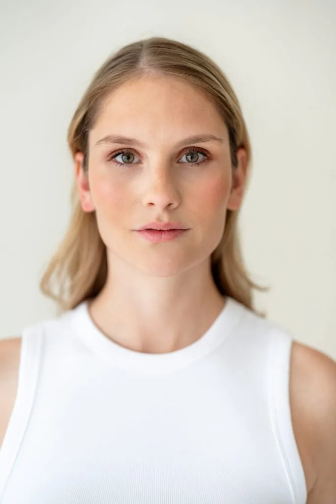 Lena Kn.