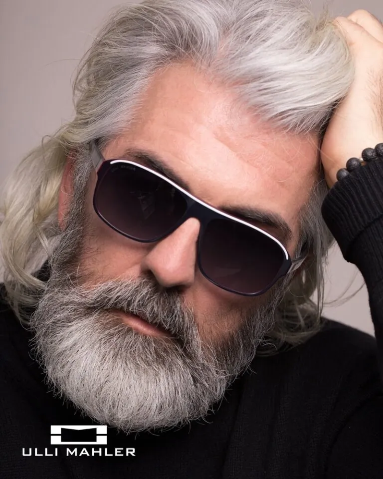 Boris D.