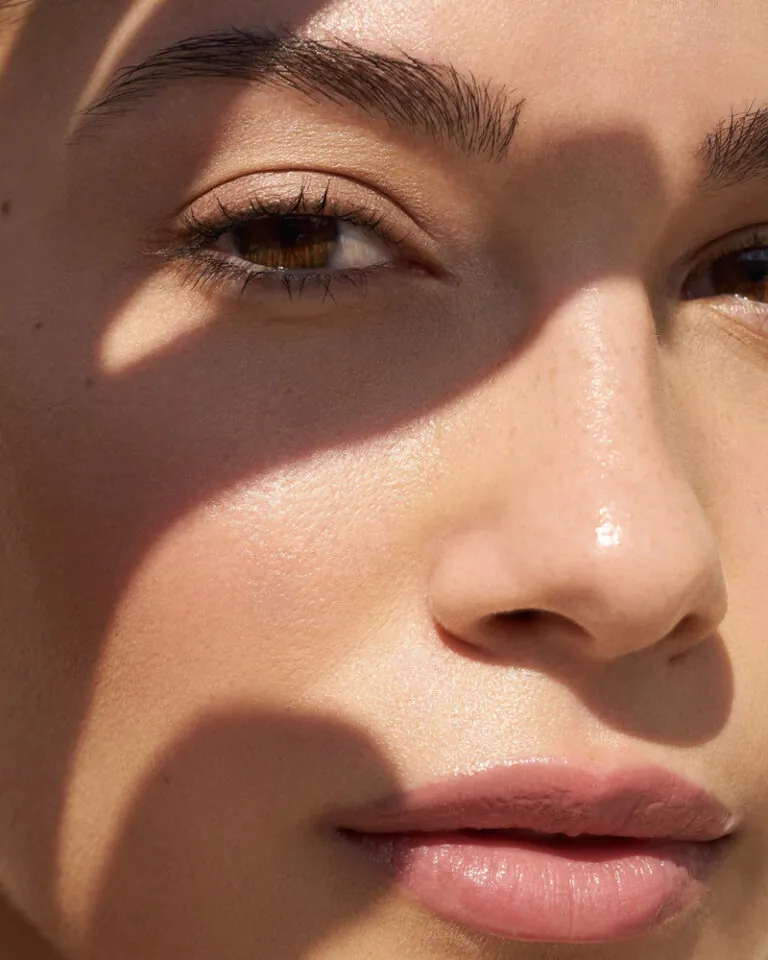 Vivian St.