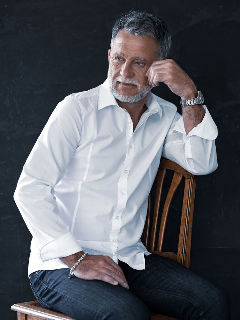 Michael Di.