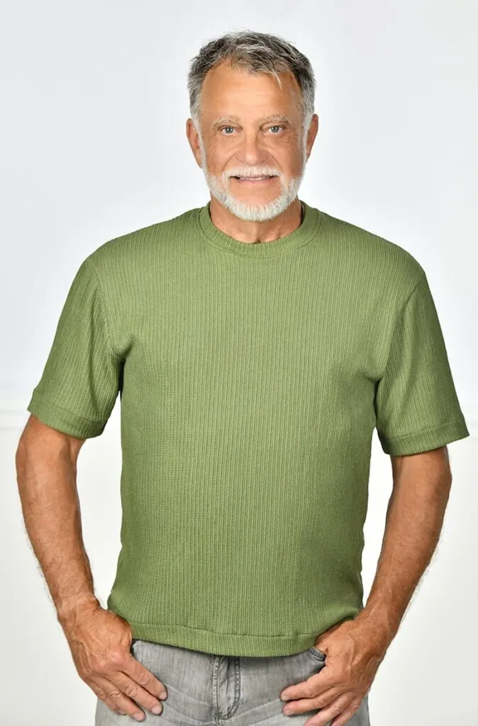 Michael Di.