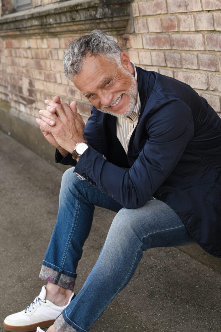 Michael Di.