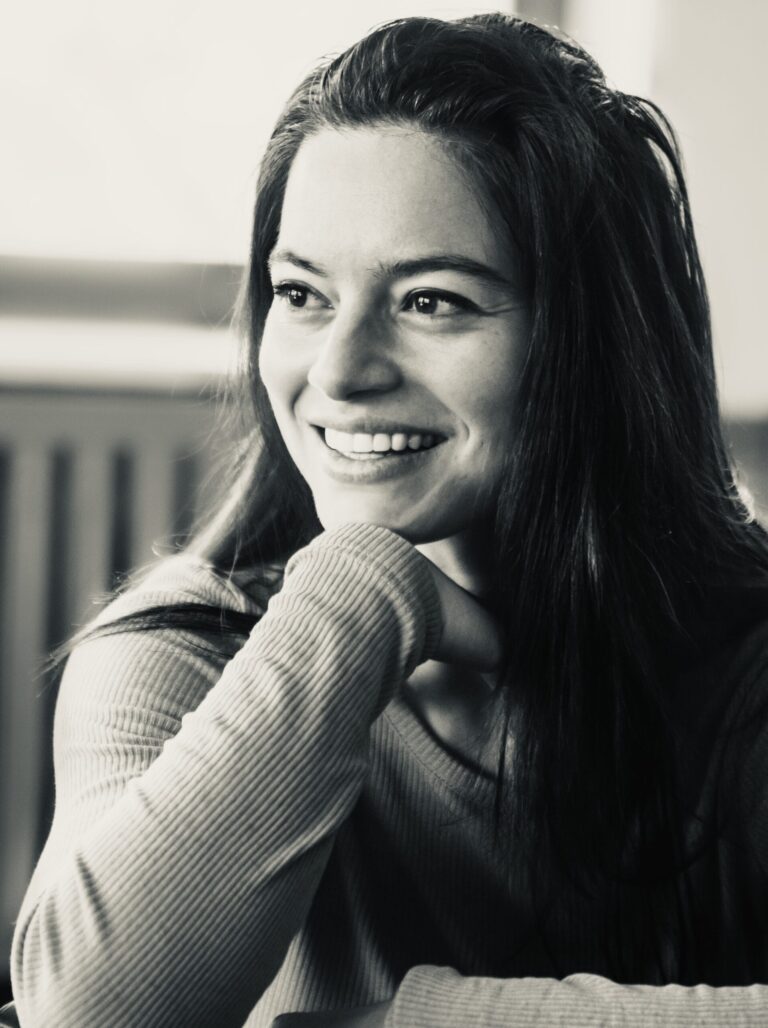 Laura Leora W.