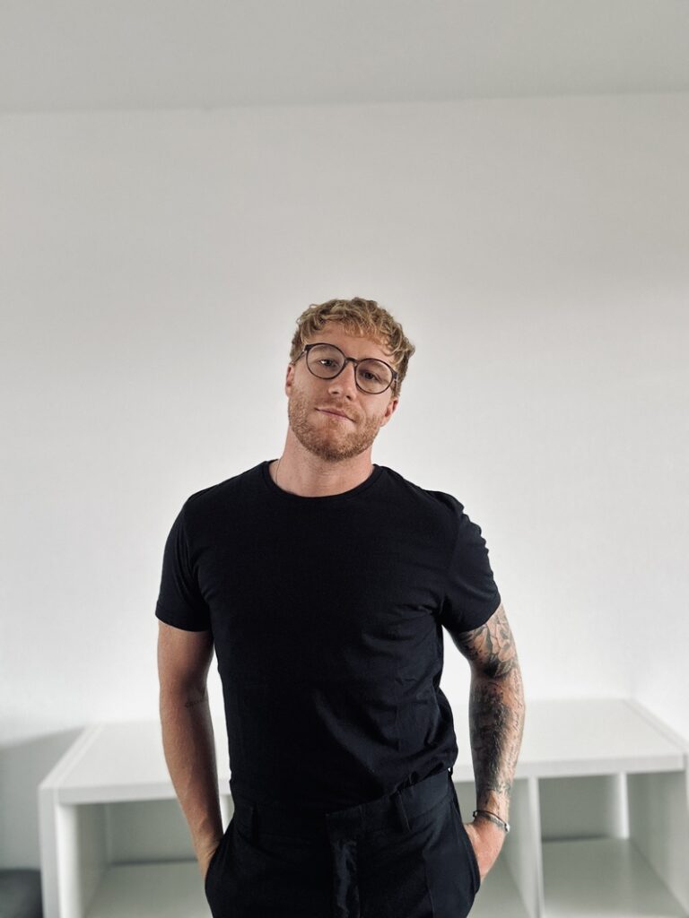 Nico Kl.