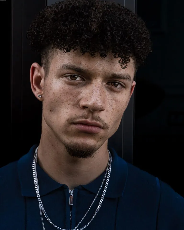 Niklas Gu.
