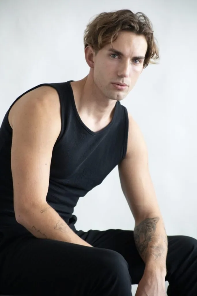 Oliver Fi.
