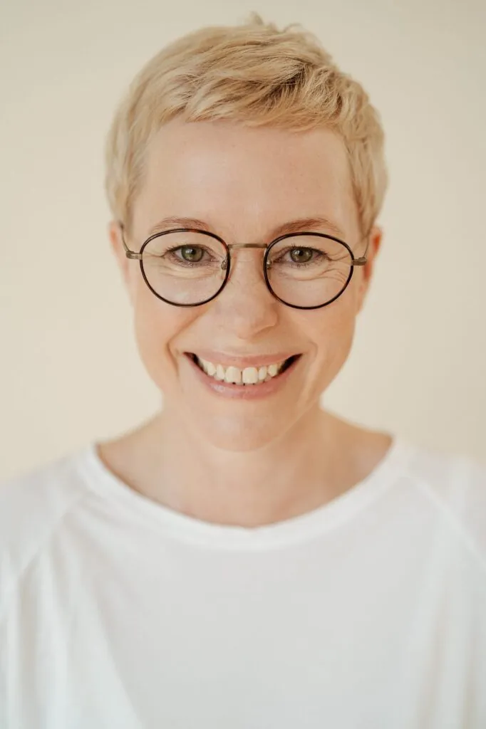 Paula We.