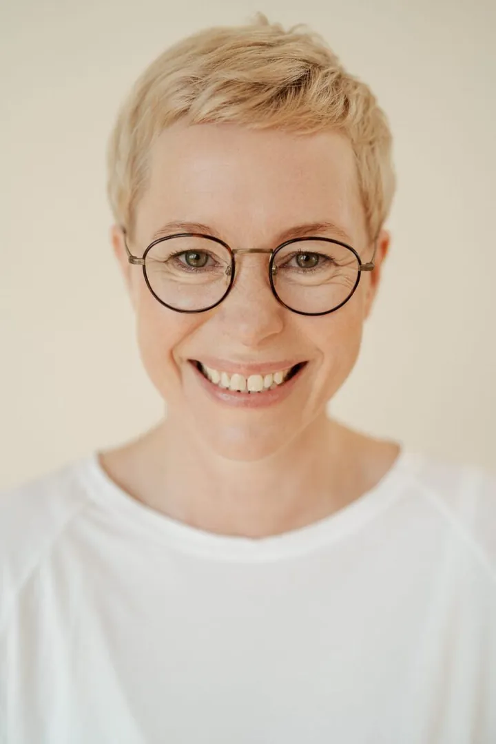 Paula We.