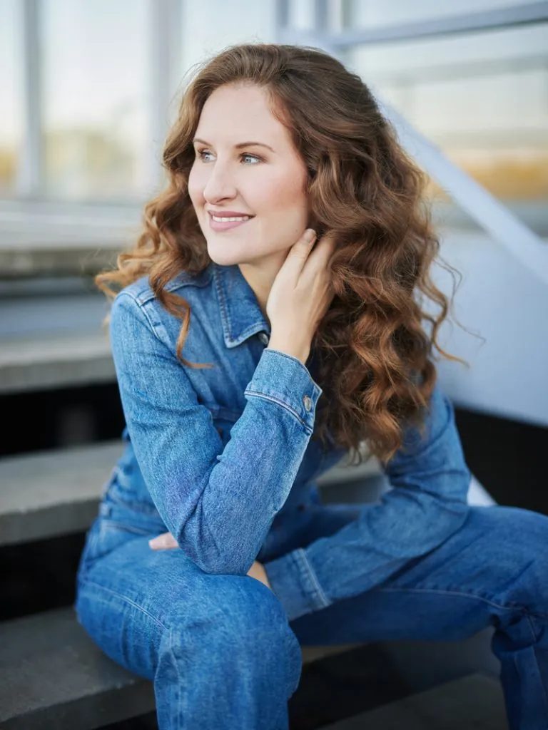 Sara Luel.