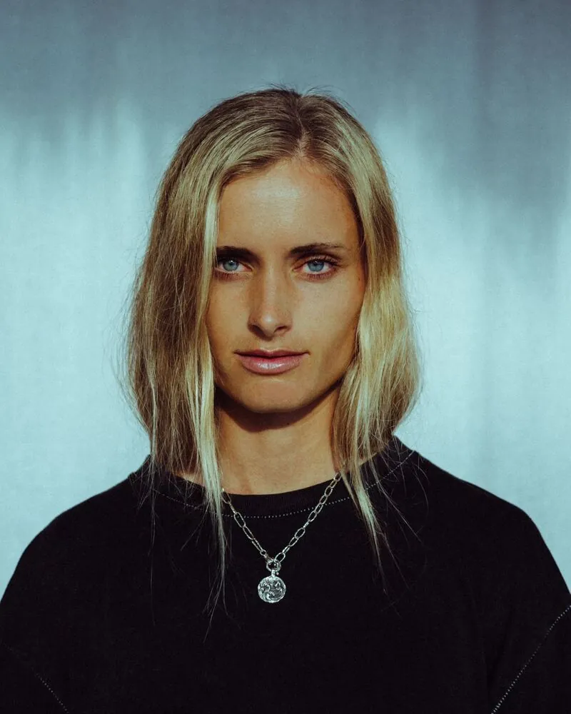 Sarah Gro.