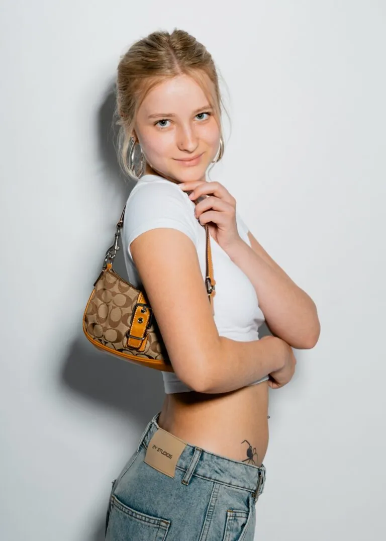 Stella G.