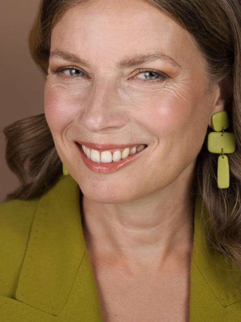 Sue R.