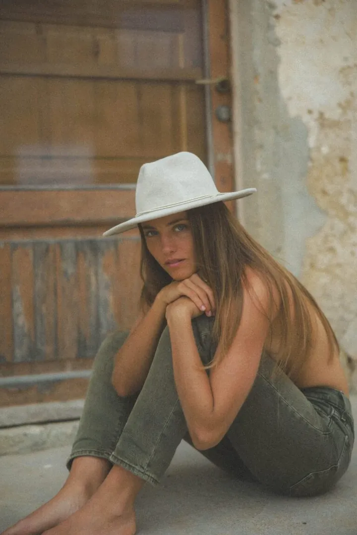 Olivia Ju.