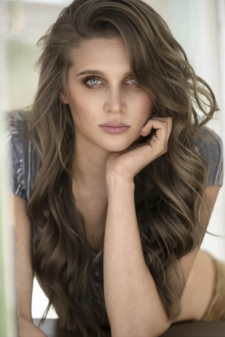 Hannah Aug.