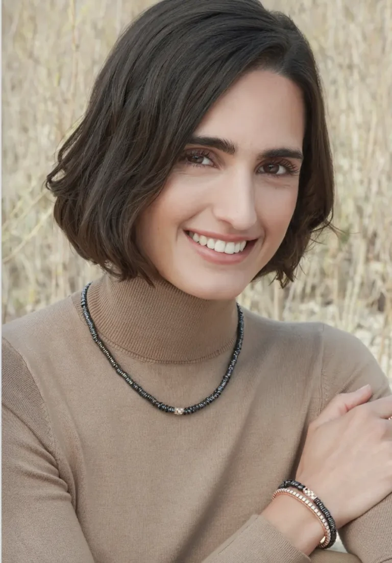 Laura Pit.