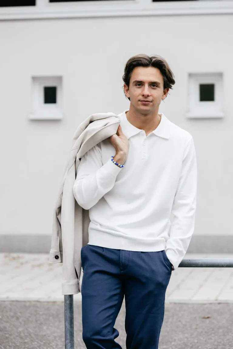 Moritz B.