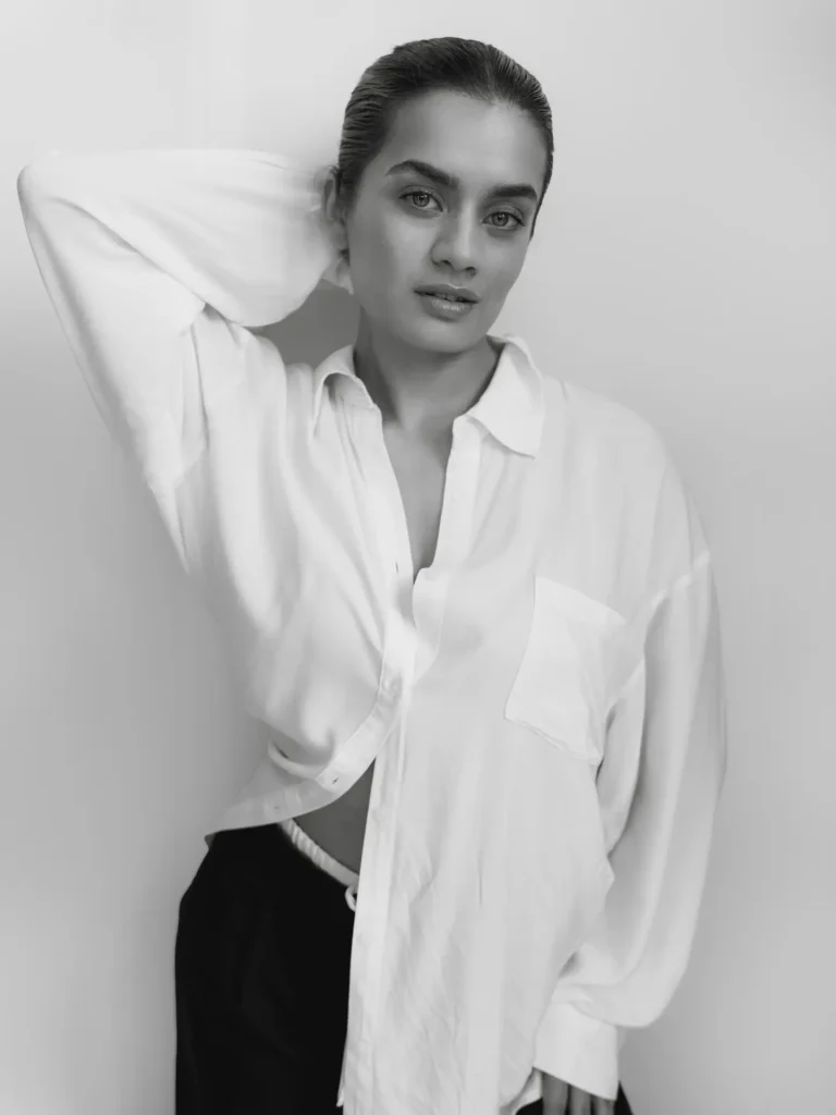 Sonia E.